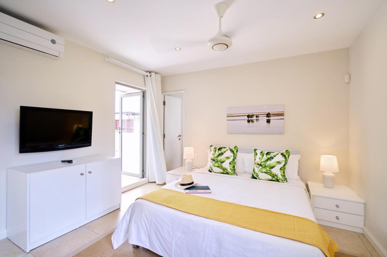 Bon Azur Beachfront Suites & Penthouses With Lov Trou aux Biches Luaran gambar