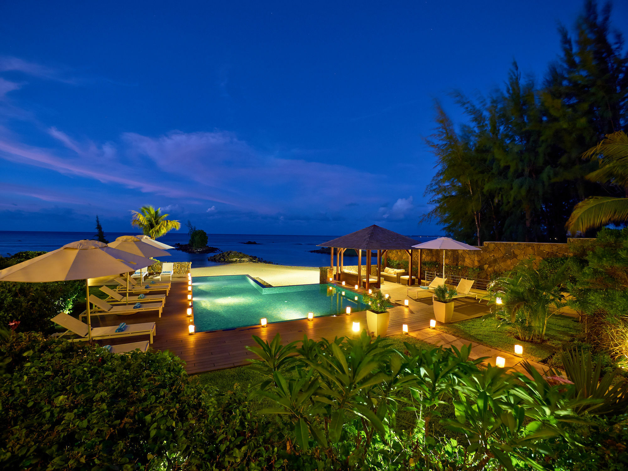 Bon Azur Beachfront Suites & Penthouses With Lov Trou aux Biches Luaran gambar
