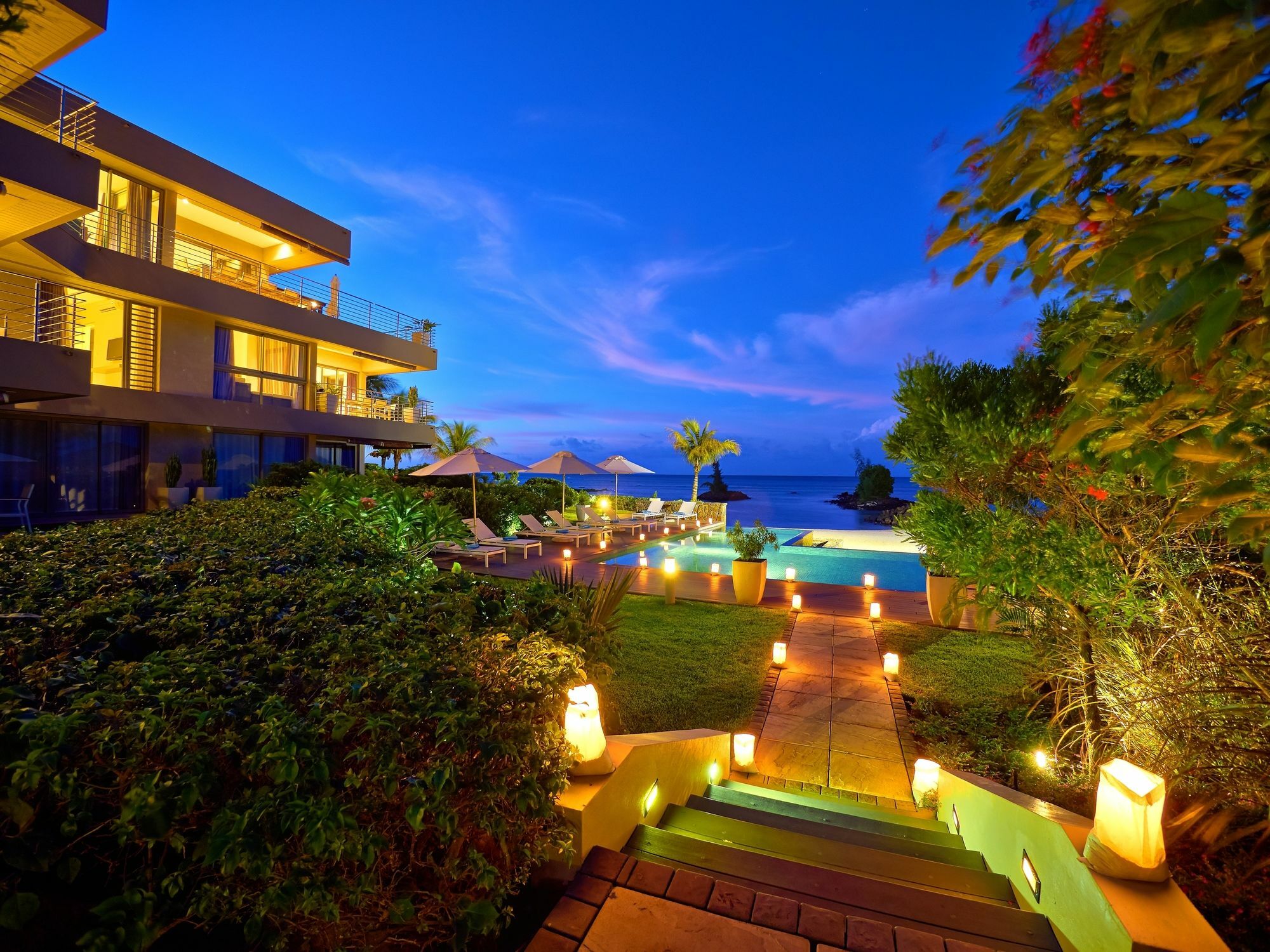 Bon Azur Beachfront Suites & Penthouses With Lov Trou aux Biches Luaran gambar